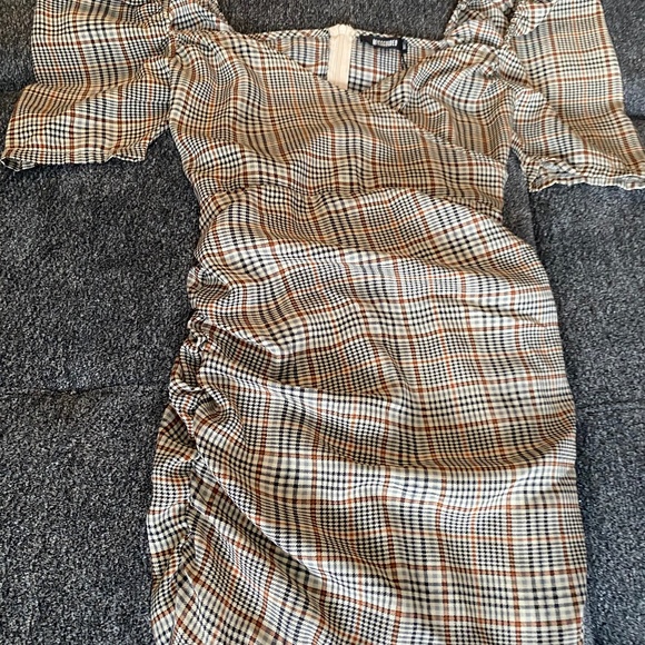 Missguided ruched midi dress - Picture 1 of 4